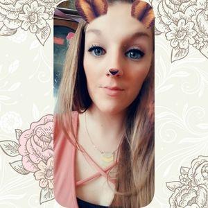 Meet your Posher, Renee